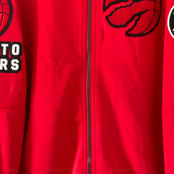 NBA Pro Standard Toronto Raptors Jacket (NWT) - Picture 4 of 16